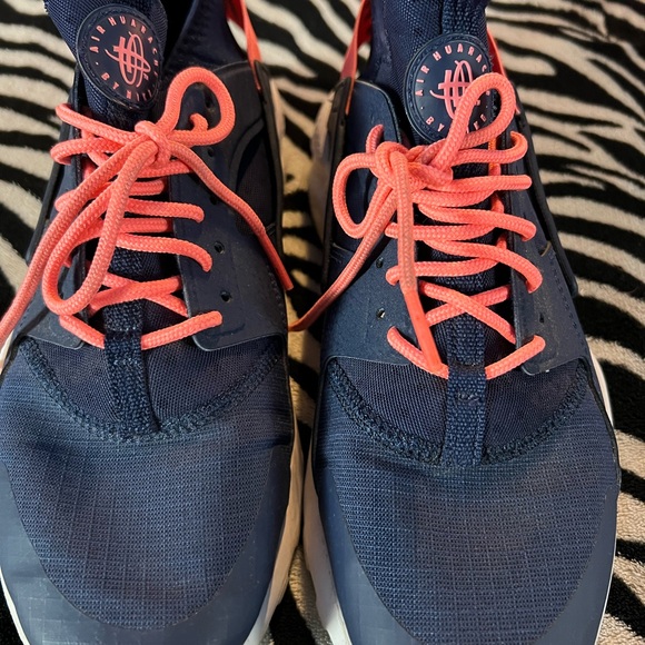 Youth Nike Running Shoe - Picture 4 of 8